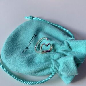 AUTHENTIC Tiffany & Co Elsa Peretti open heart ring